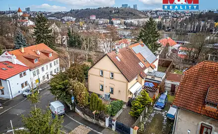 Prodej domu 182 m² s pozemkem 374 m², Pod Žvahovem, Praha 5 - Hlubočepy