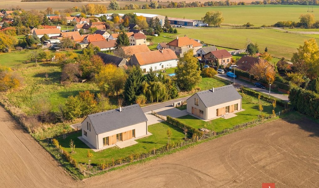 Prodej stavebního pozemku 700 m², Přelouč – náhled fotky 3