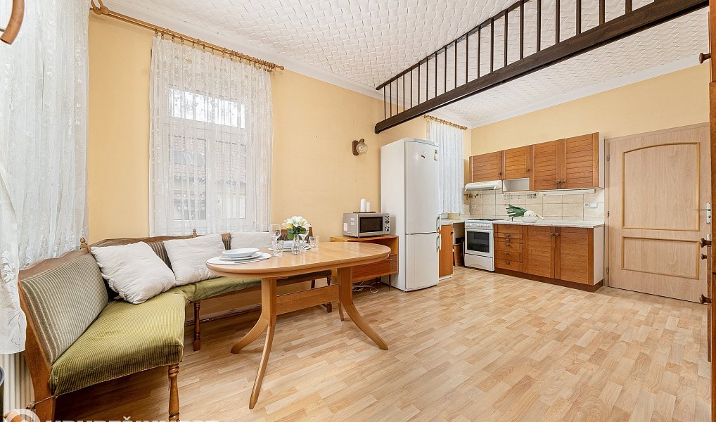 Prodej domu 283 m² s pozemkem 454 m², Praha – náhled fotky 4