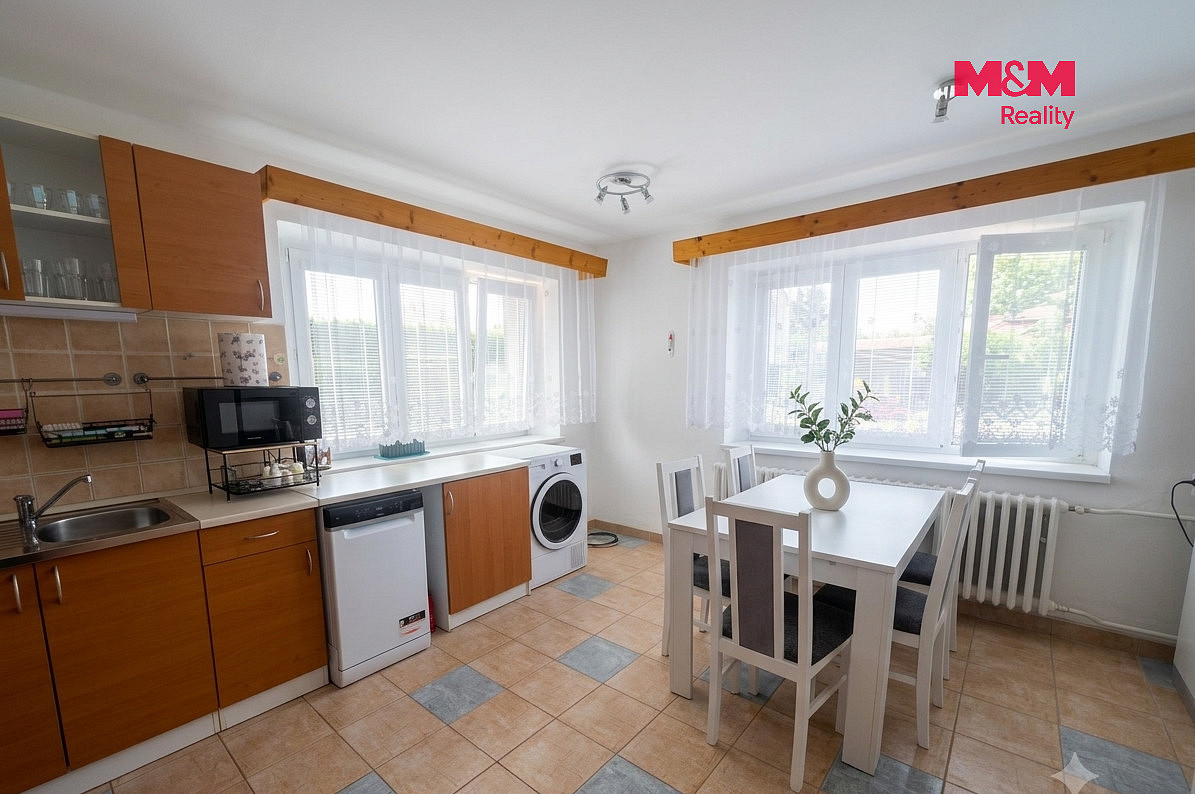 Pronájem bytu 2+1 72 m² – fotografie 2