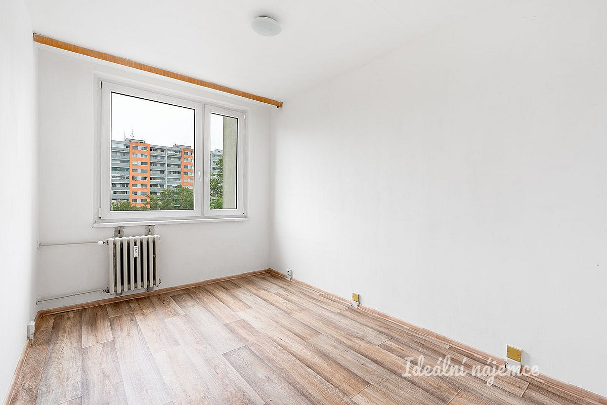 Pronájem bytu 2+kk 42 m² – fotografie 4