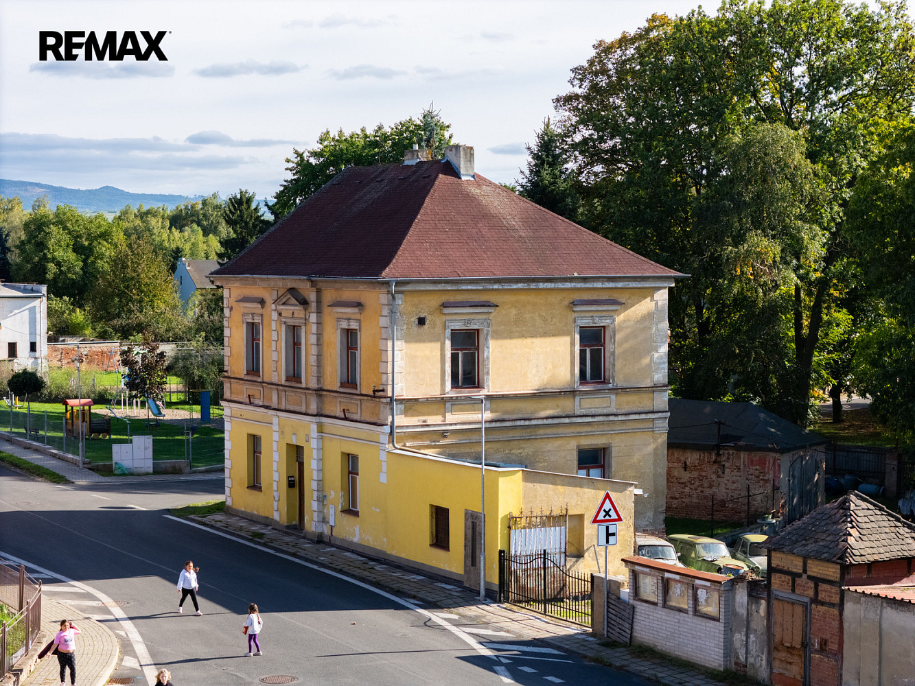 Prodej domu 448 m² s pozemkem 448 m² – pohled 3