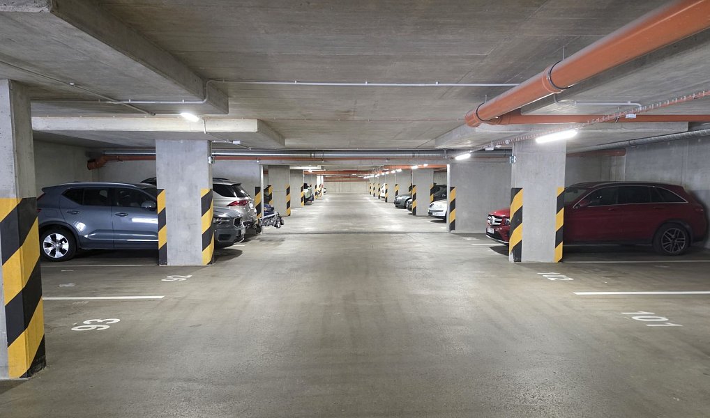 Pronájem garážového stání 13 m2, Aloise Rašína, Olomouc - Řepčín, Olomouc – náhled fotky 3
