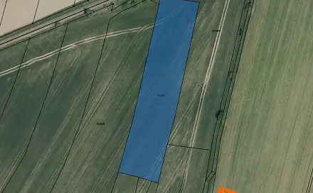 Prodej pole 1 927 m², Holice, okres Pardubice