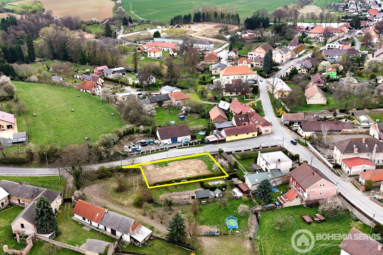 Prodej stavebního pozemku 866 m² – fotografie 4