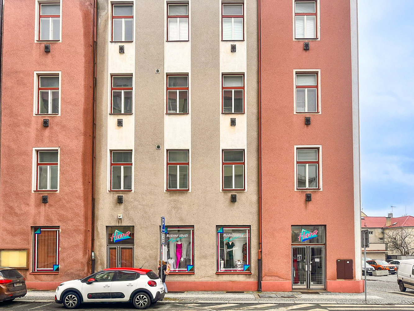 Pronájem obchodního prostoru v centru města – pohled 2