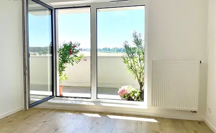 Pronájem bytu 2+kk 66 m²
