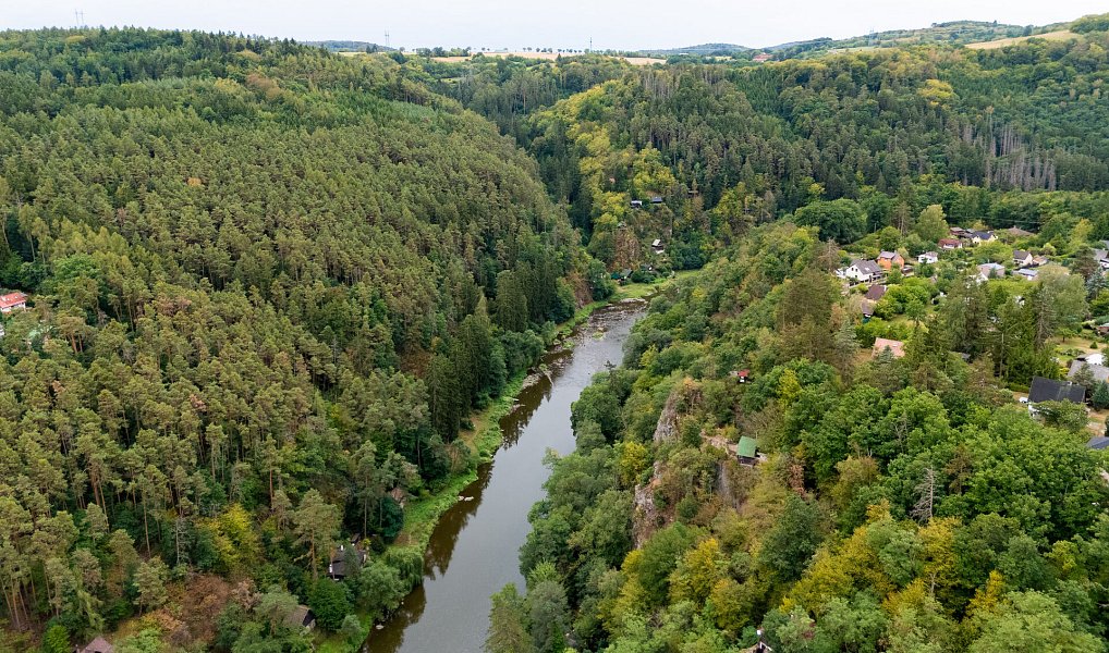 Prodej stavebního pozemku 1 121 m², Jílové u Prahy – náhled fotky 14