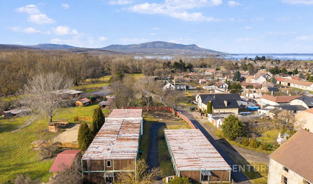 Prodej domu 1 048 m² s pozemkem 2 692 m², Přítluky – náhled fotky 7