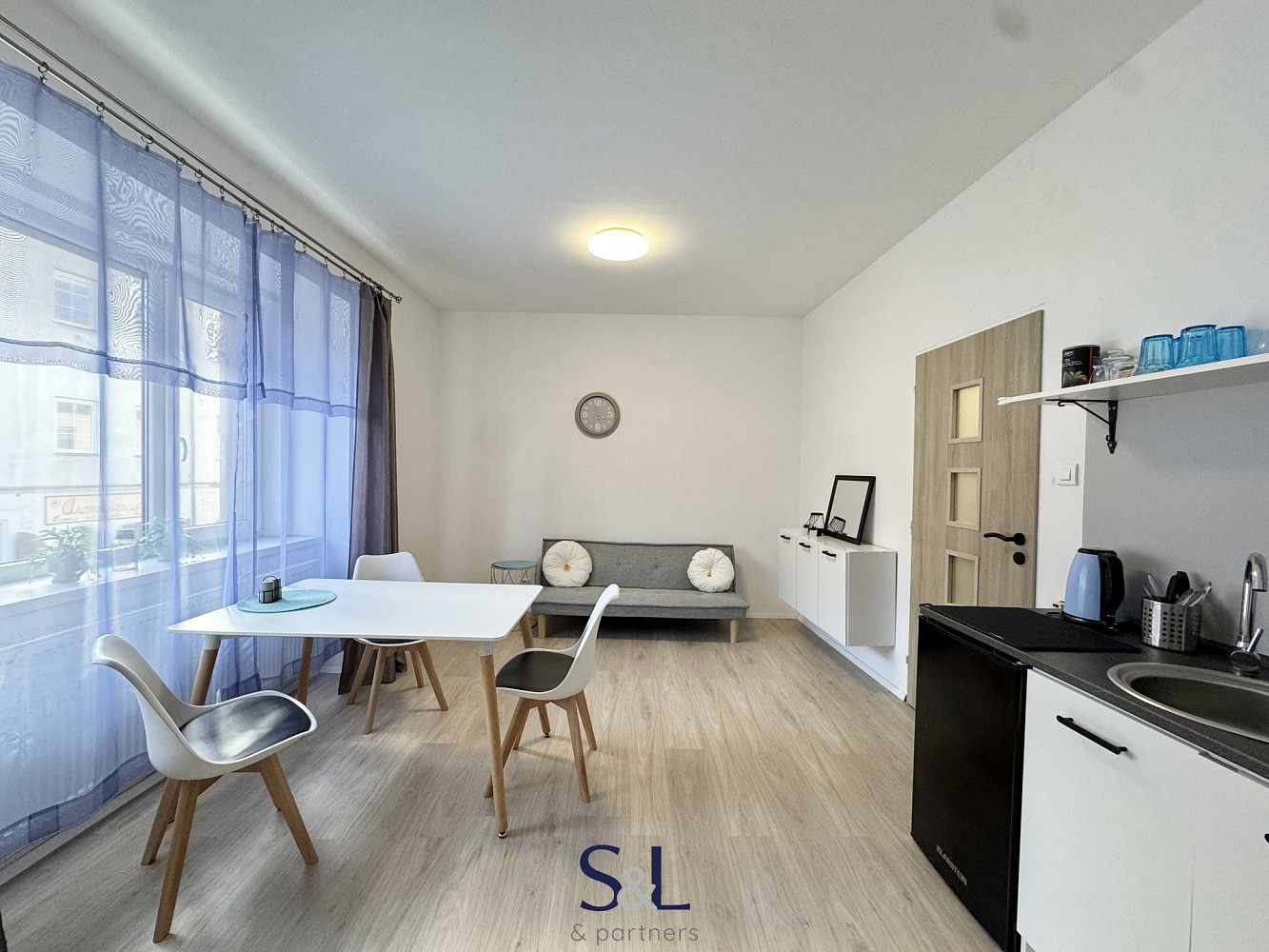 Pronájem bytu 2+kk 74 m²