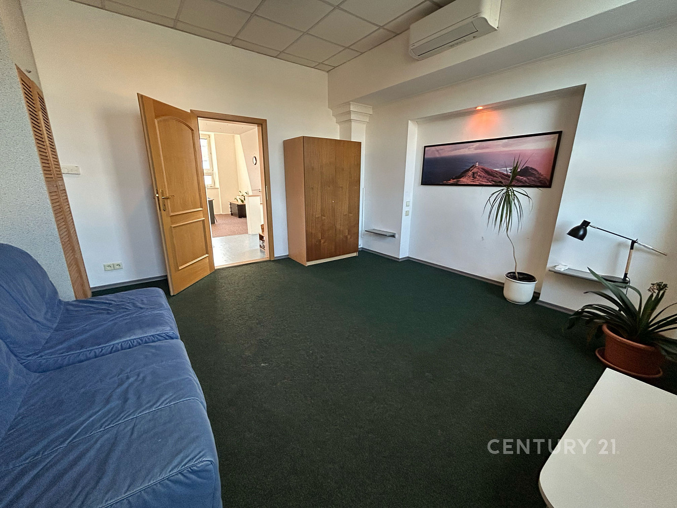 Pronájem kanceláře 60 m² – fotografie 3