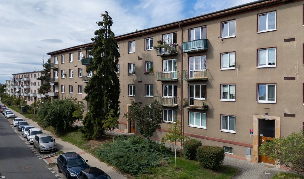 Prodej bytu 2+1 55 m², Praha – náhled fotky 2