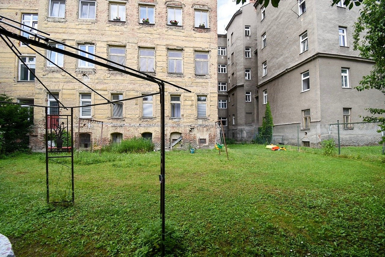 Prodej pozemku 222 m² – fotografie 5