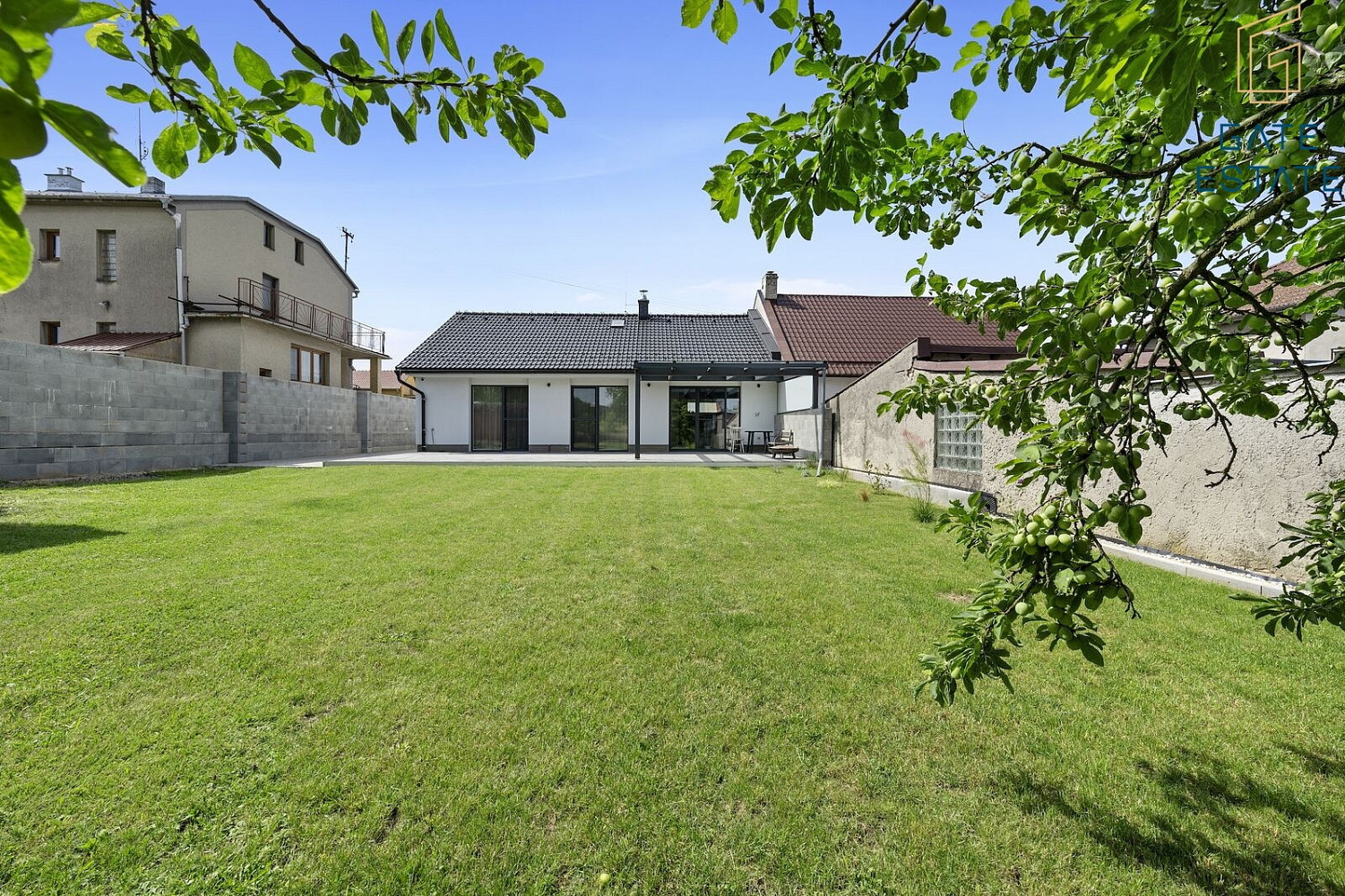 Prodej domu 83 m² s pozemkem 1 097 m²