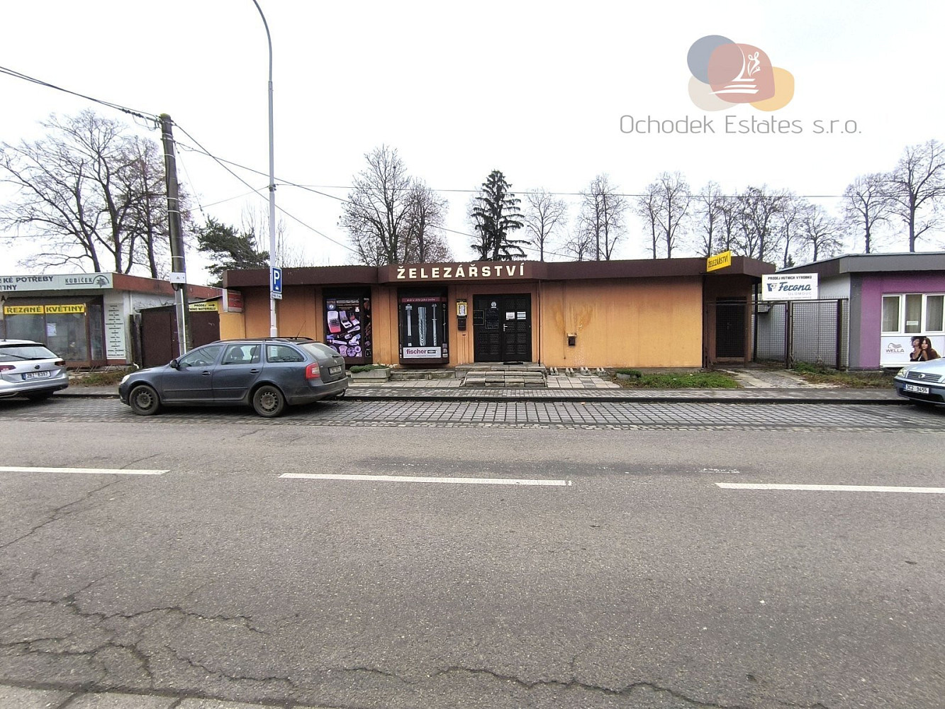 Prodej obchodních prostor 207 m² – fotografie 2