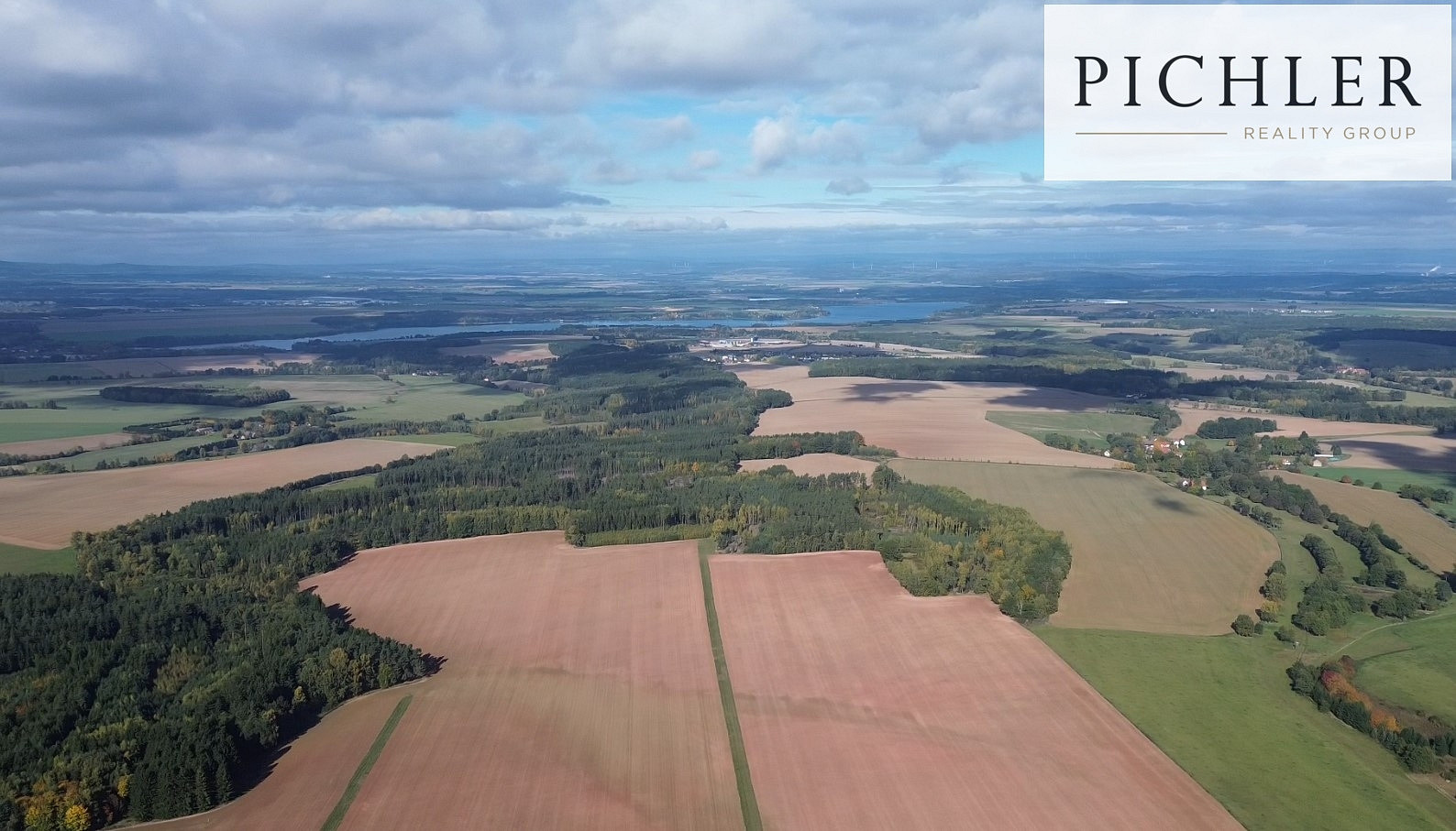 Prodej komerčního pozemku 30 021 m² — photo 4