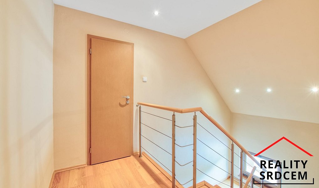 Prodej domu 170 m² s pozemkem 921 m², Bystřice – náhled fotky 17