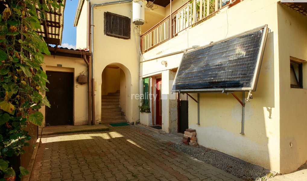 Prodej domu 220 m² s pozemkem 907 m², Žebrák – náhled fotky 35