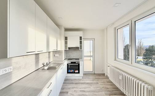 Pronájem bytu 3+1 67 m², Bezová, Liberec - Liberec XIII-Nové Pavlovice