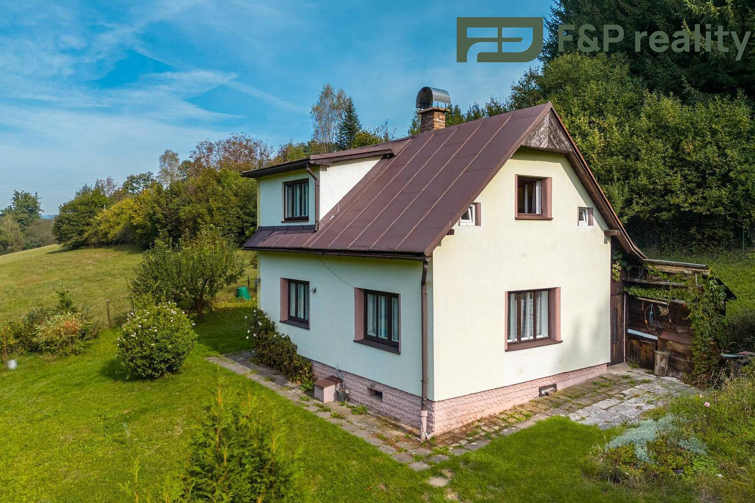 Prodej domu 115 m² s pozemkem 3 107 m²
