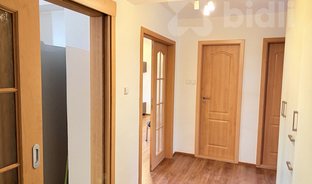 Pronájem bytu 4+1 100 m², Černošice – náhled fotky 9