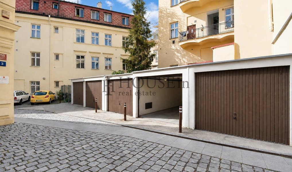 Pronájem garáže 16 m2 - Praha - Nové Město, ul. Vyšehradská, Praha – náhled fotky 2