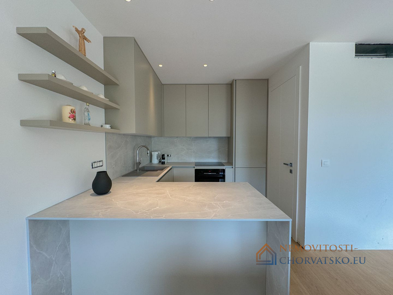 Pronájem bytu 3+kk 105 m² - Więcej