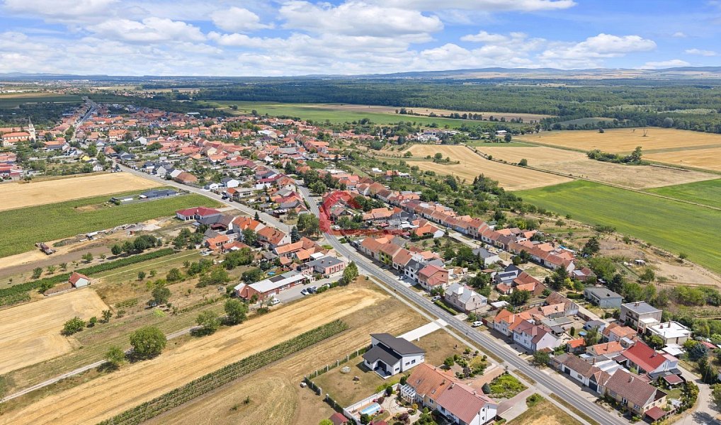 Prodej domu 195 m² s pozemkem 487 m², Tvrdonice – náhled fotky 26
