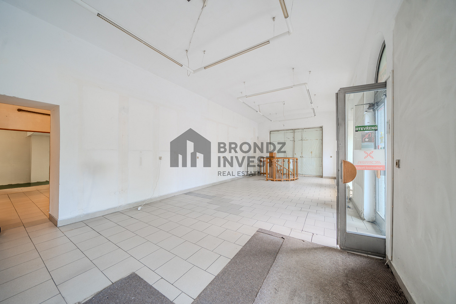 Pronájem obchodních prostor 124 m² — photo 5