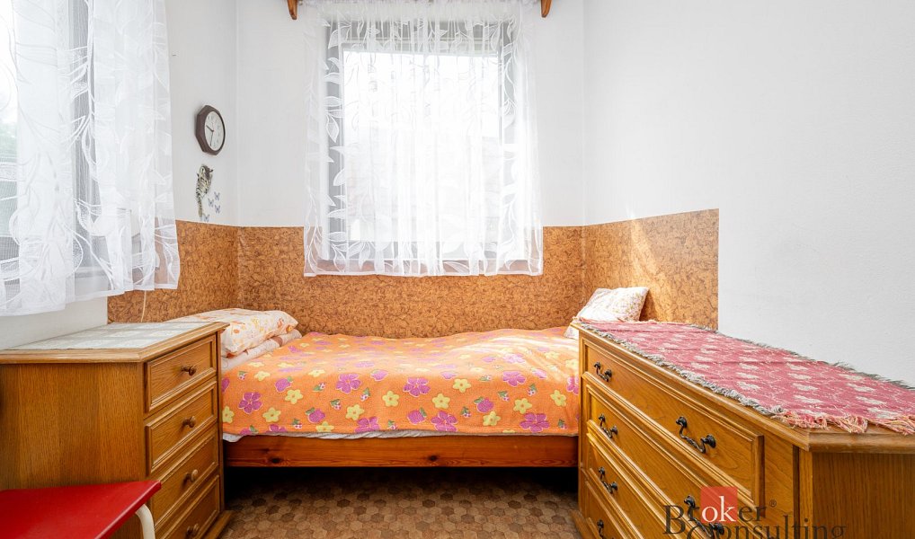 Prodej domu 141 m² s pozemkem 837 m², Zahrádky – náhled fotky 7