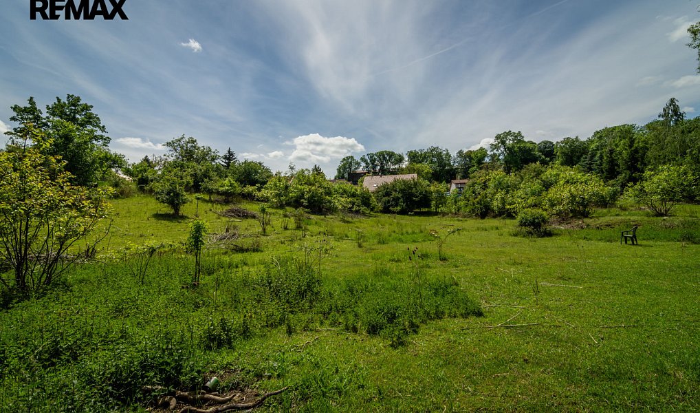 Prodej stavebního pozemku 9 806 m², Buštěhrad – náhled fotky 5
