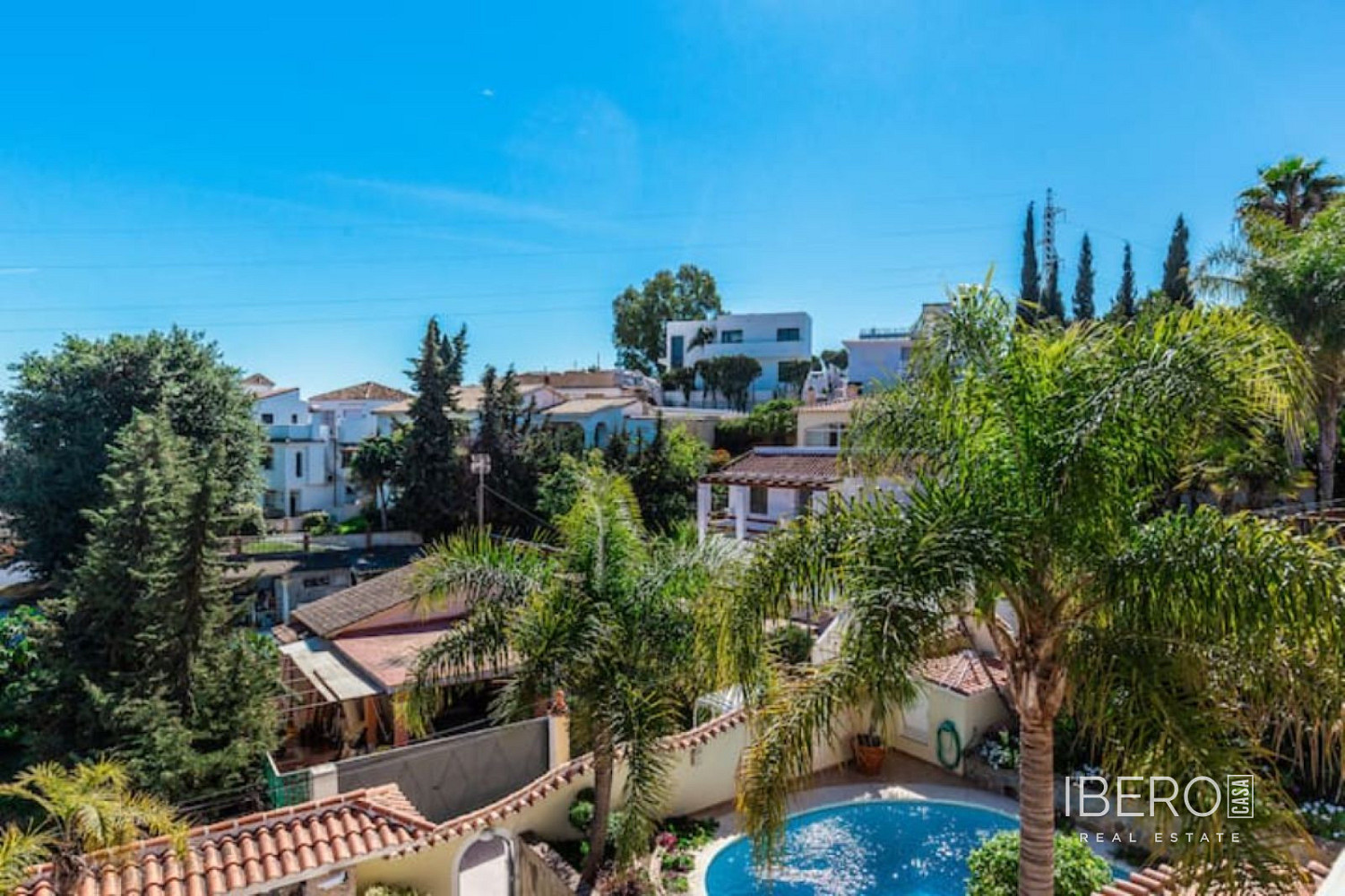 Casa 6+kk – Marbella, Nueva Andalucía - Vista 2