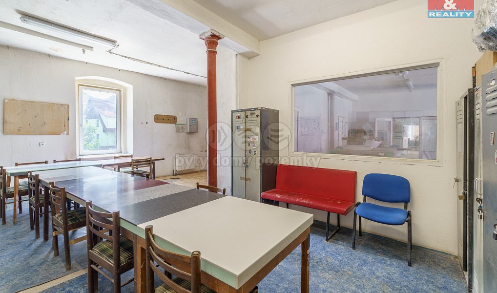 Prodej výrobních prostor 2 100 m², Karlovy Vary – náhled fotky 7