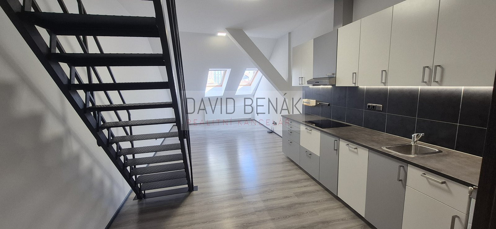 Pronájem bytu 2+kk 56 m²