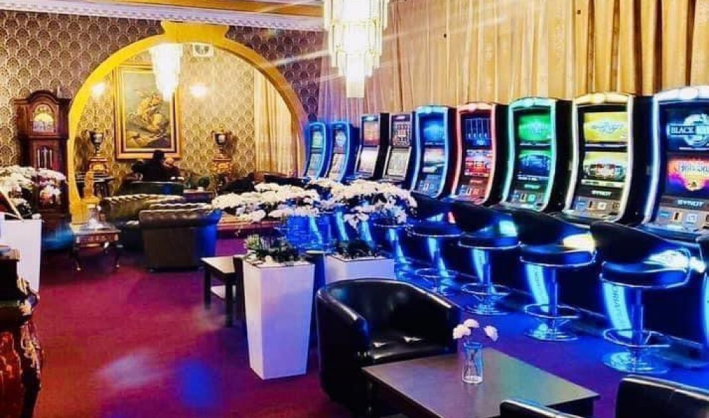 Pronájem restaurace 250 m², Teplice – náhled fotky 10