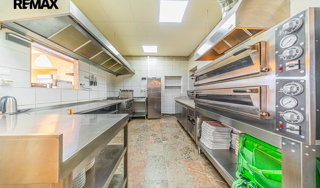 Prodej domu 249 m² s pozemkem 460 m², Praha – náhled fotky 24