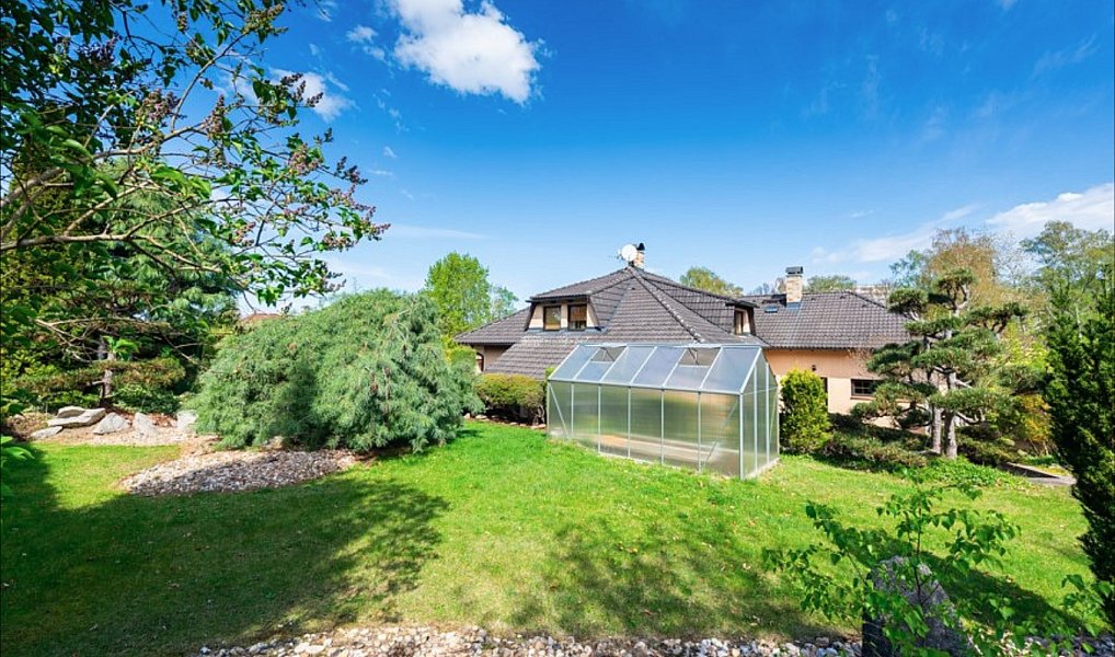 Prodej domu 376 m² s pozemkem 1 766 m², Liberec – náhled fotky 12