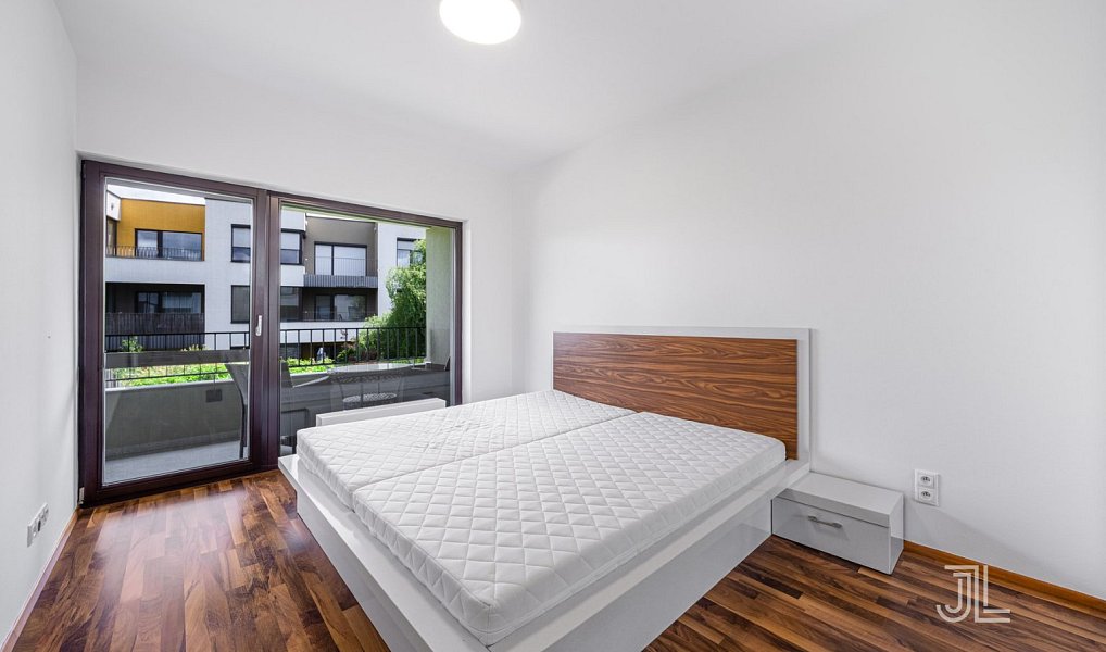 Prodej bytu 2+kk 56 m², Praha – náhled fotky 3