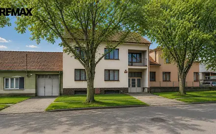 Prodej domu 180 m² s pozemkem 362 m², Lipov, okres Hodonín