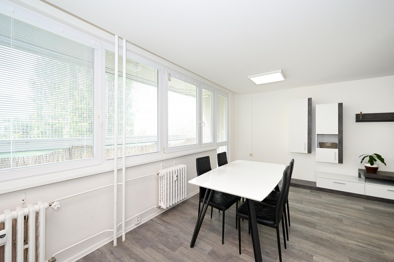Pronájem bytu 3+kk 71 m² — photo 4