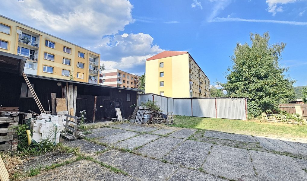 Prodej domu 310 m² s pozemkem 878 m², Jílové – náhled fotky 12