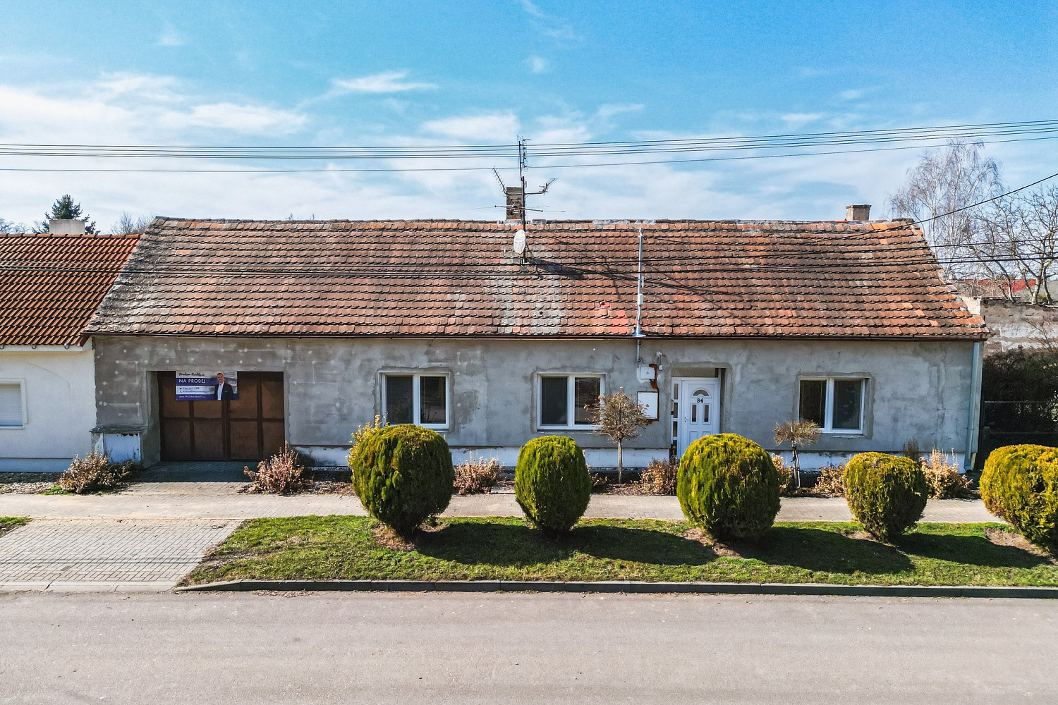 Prodej domu 99 m² s pozemkem 1 297 m² — photo 2
