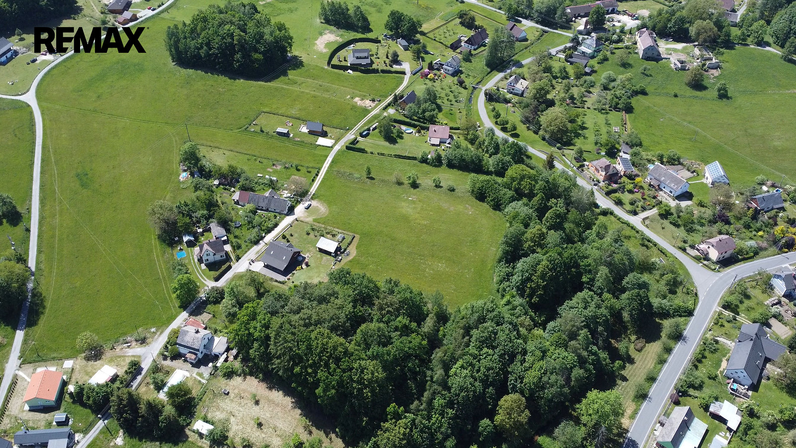 Prodej stavebního pozemku 738 m²