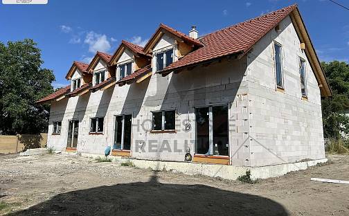 Prodej bytu 4+kk 94 m², Skorkov, okres Mladá Boleslav
