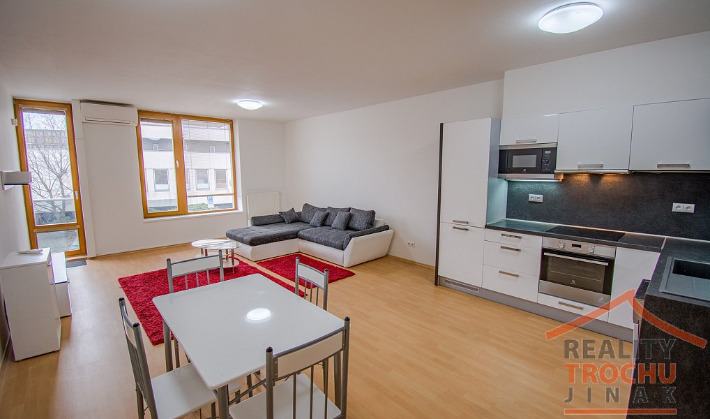 Prodej bytu 3+kk 105 m², Hradec Králové – náhled fotky 6