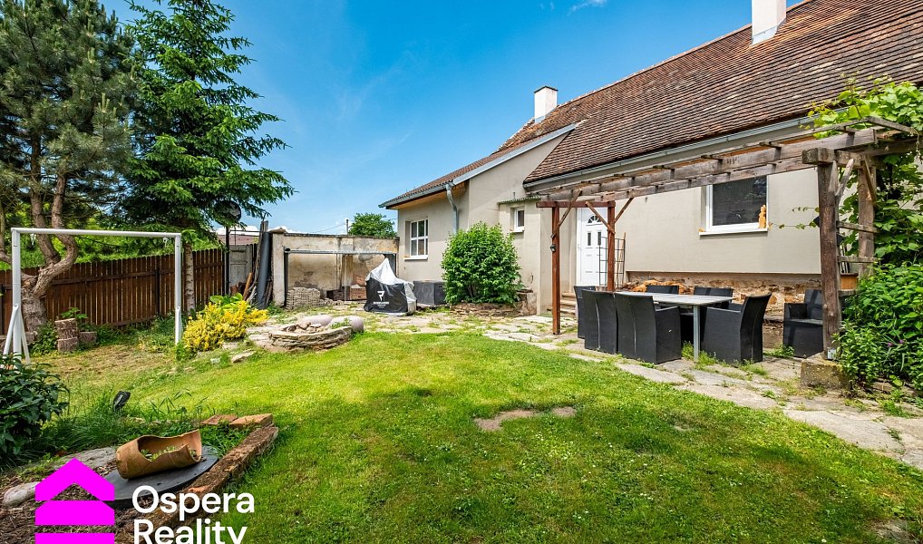 Prodej domu 137 m² s pozemkem 1 021 m², Starý Petřín – náhled fotky 12