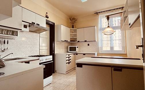 Pronájem bytu 4+1 115 m², Bankovní, Ostrava - Moravská Ostrava