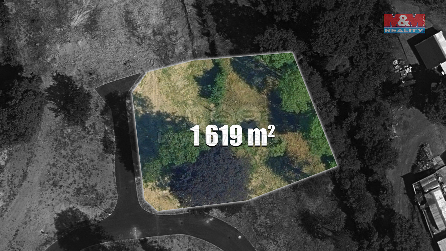 Prodej stavebního pozemku 1 619 m²