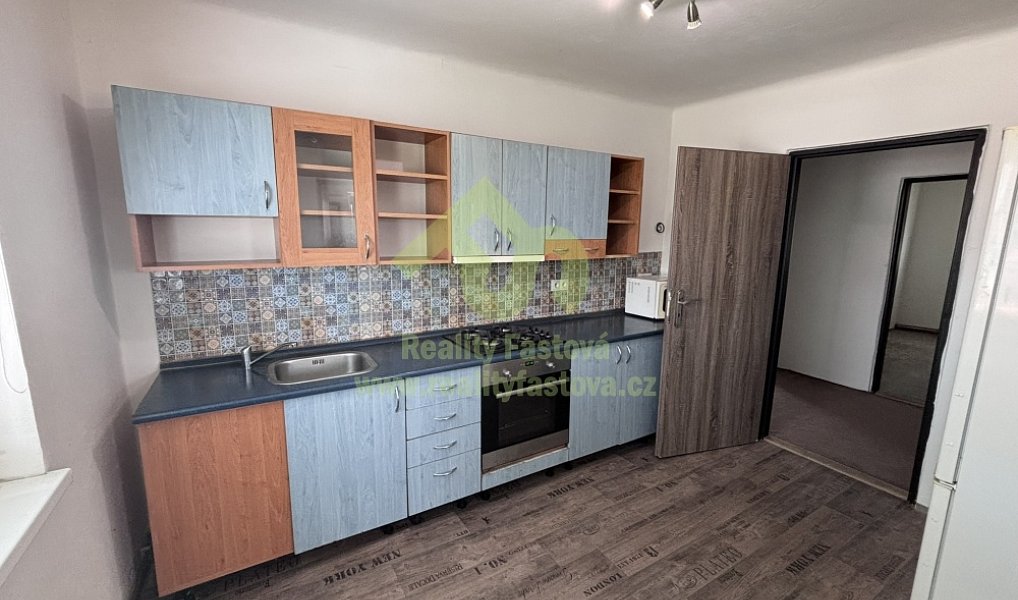 Prodej domu 228 m² s pozemkem 1 076 m², Rokycany – náhled fotky 29