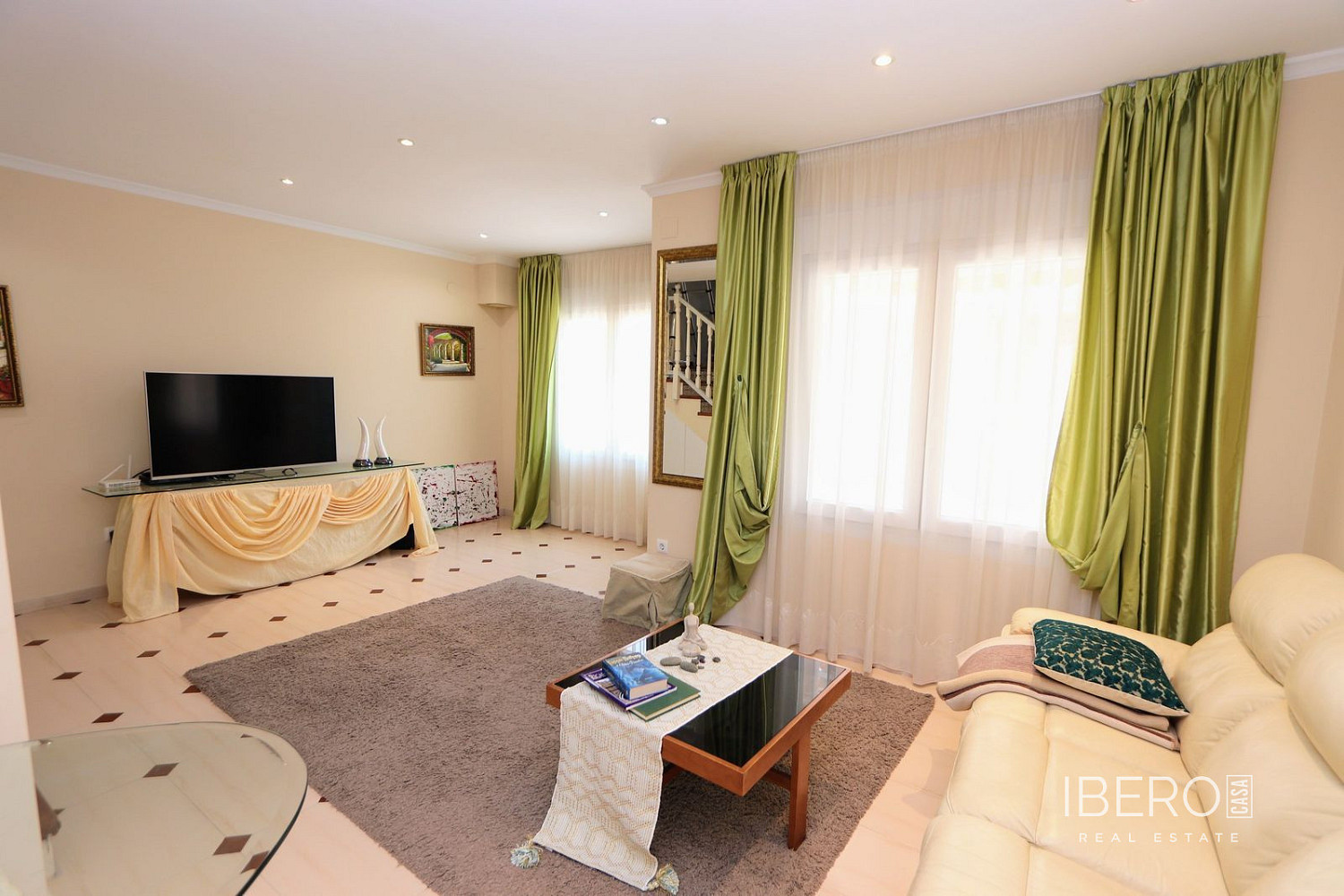 Prodej domu 130 m² s pozemkem 200 m² - Vista 4